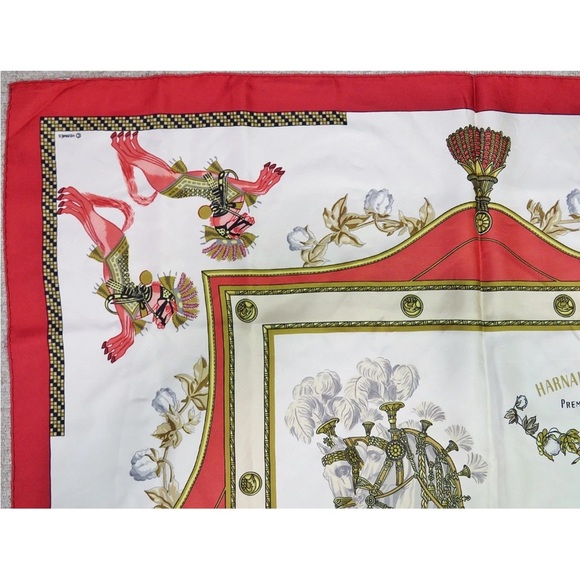 Hermes Harnais Français Silk Scarf in White and Gold - Picture 3 of 11
